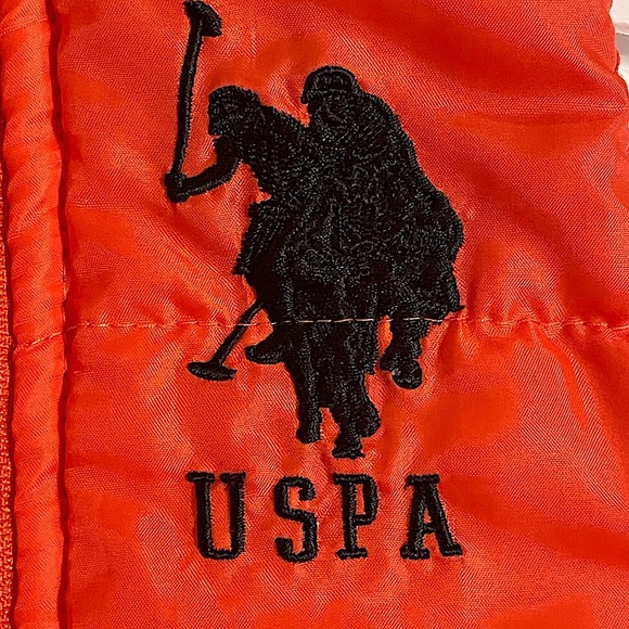 U.S. POLO ASSN. BRIGHT ORANGE VEST U.S. SZ 12 MONTHS EUC - Picture 10 of 10